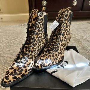 Brand new coach boots